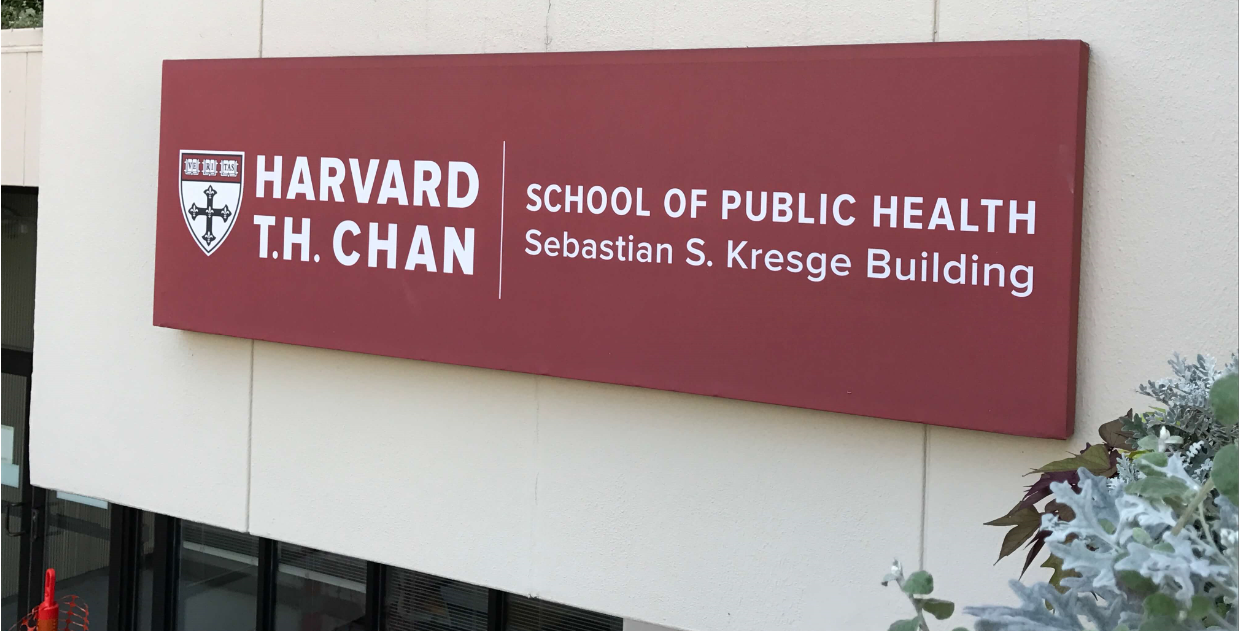 Dr. Devries Teaches Nutrition Class At Harvard's T.H. Chan School Of ...